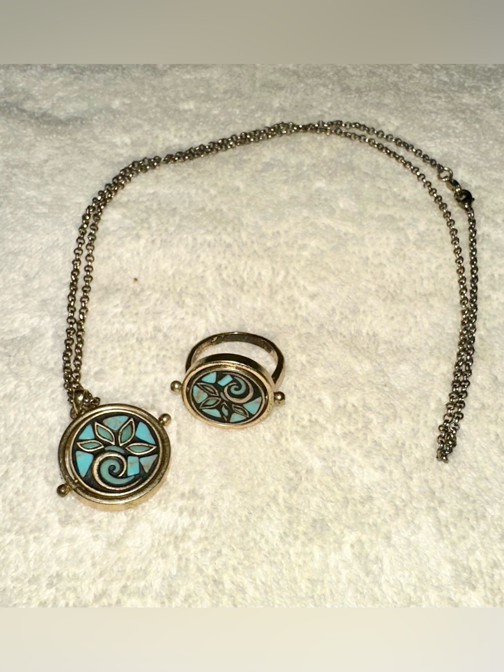 Vintage Boho Turquoise Spinner Necklace & Ring Set Gold Tone Mosaic Fidget
